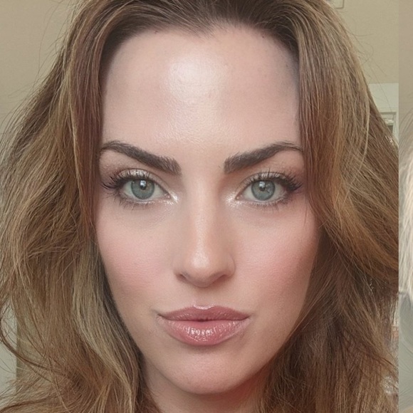 Meet your Posher, Rebecca - Picture 1 of 1